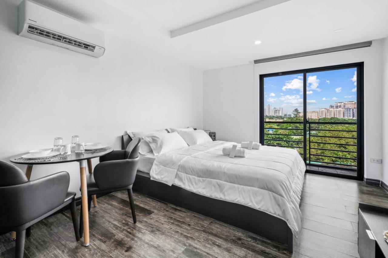 Espacio Hotel Taguig Luaran gambar