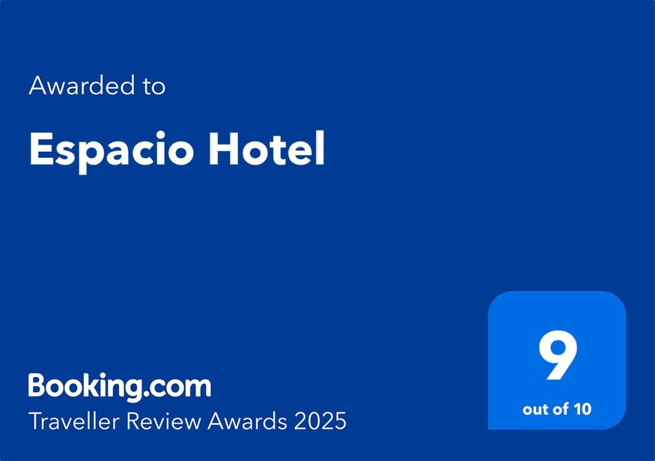 Espacio Hotel Taguig Luaran gambar